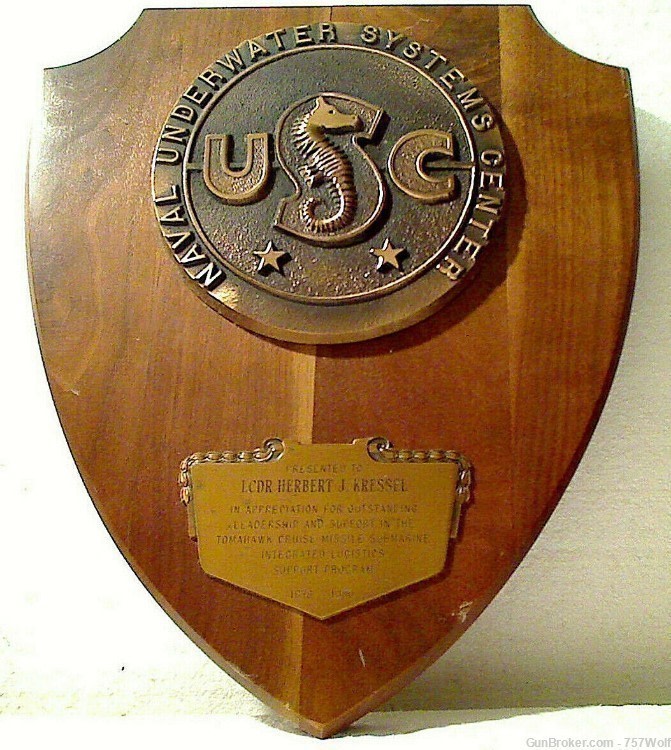 US Naval Underwater Systems Center Tomahawk Missile Named Tribute Plaque-img-0