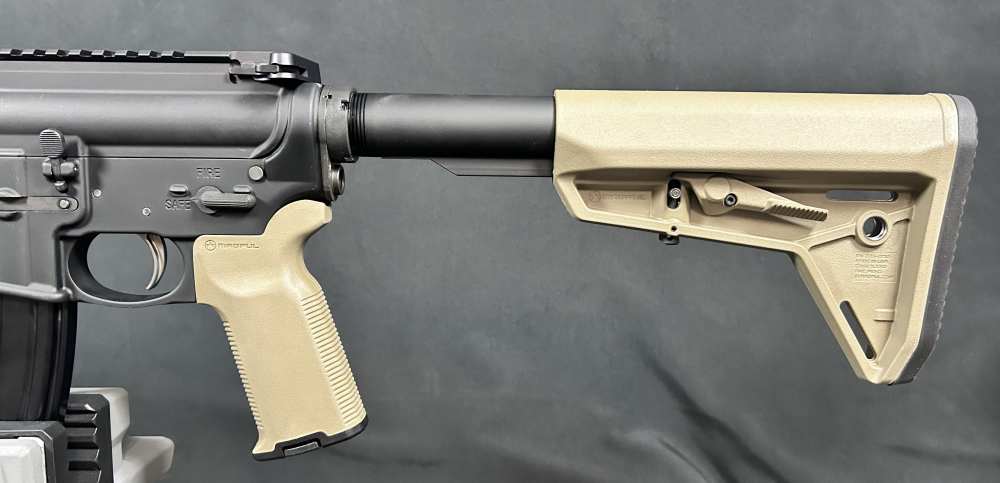 Bravo Co. Mfg. / Wilson Combat 16" - Mid-length - FDE-img-10