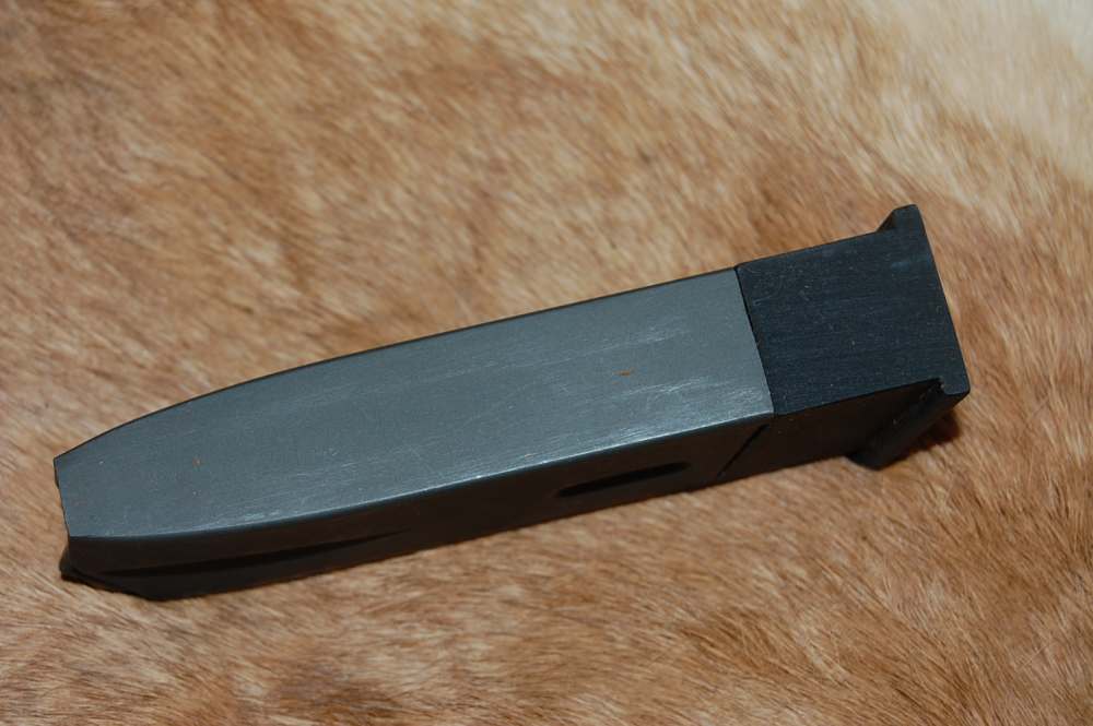 Browning High Power 10 Round Magazine 9mm - NOS-img-3