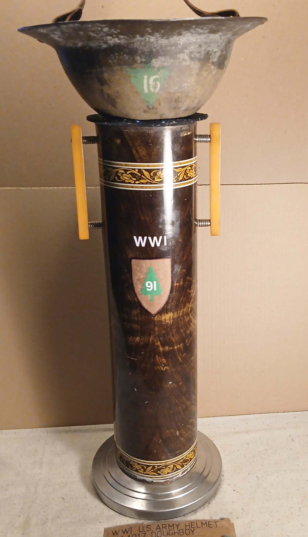 WWI US Army M-1917 Doughboy Helmet Floor Stand Ashtray 91st Pine Tree -img-2
