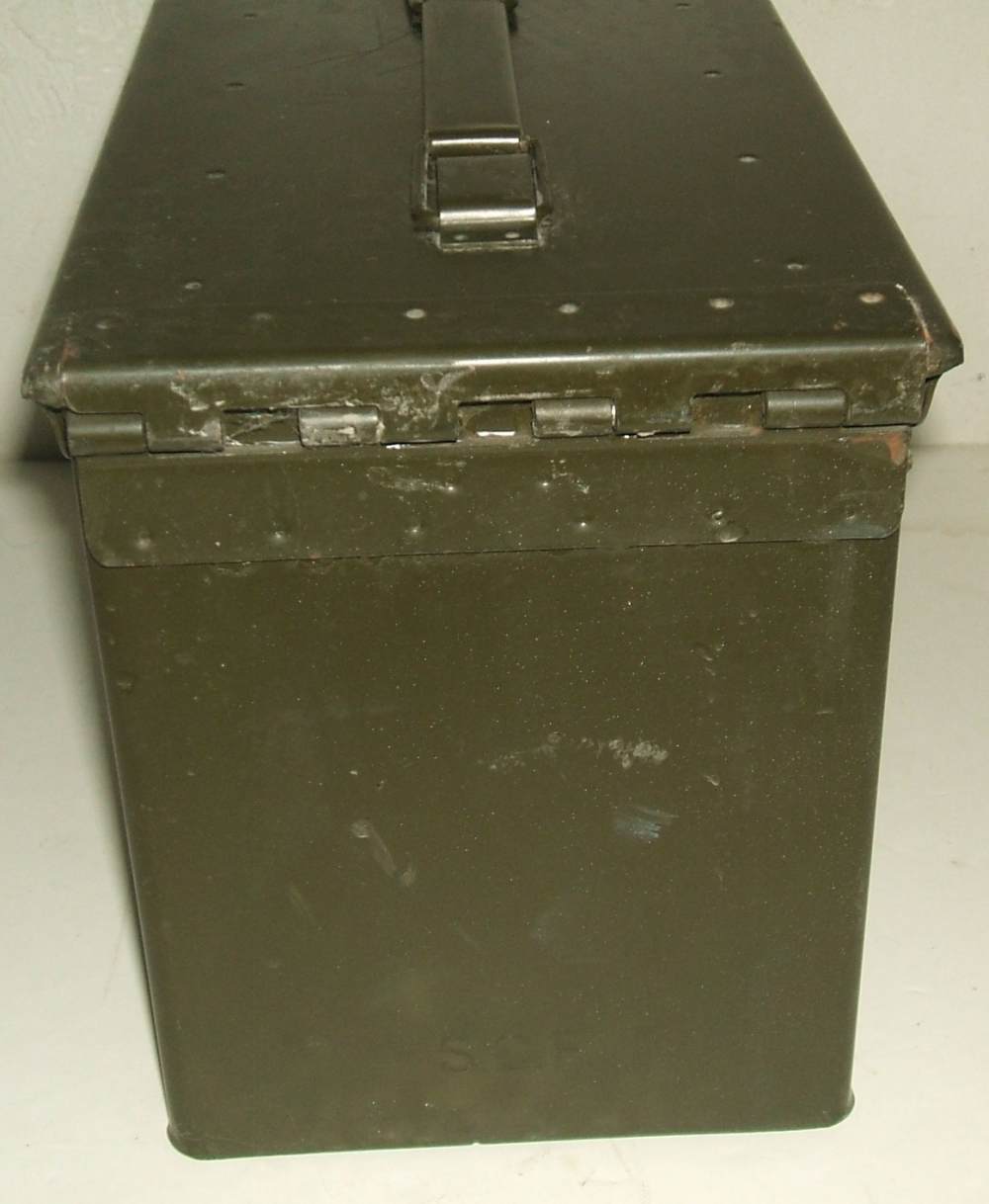 Vintage 1976 50 cal can IDF Uzi ammunition (empty) box SMG ammo Hebrew-img-5