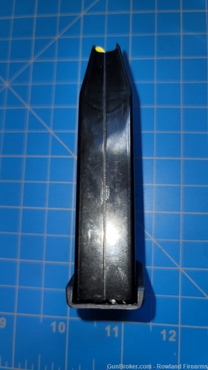 Taurus PT-111 Pro 9mm 12 Round Magazine with Finger Rest NEW -img-4