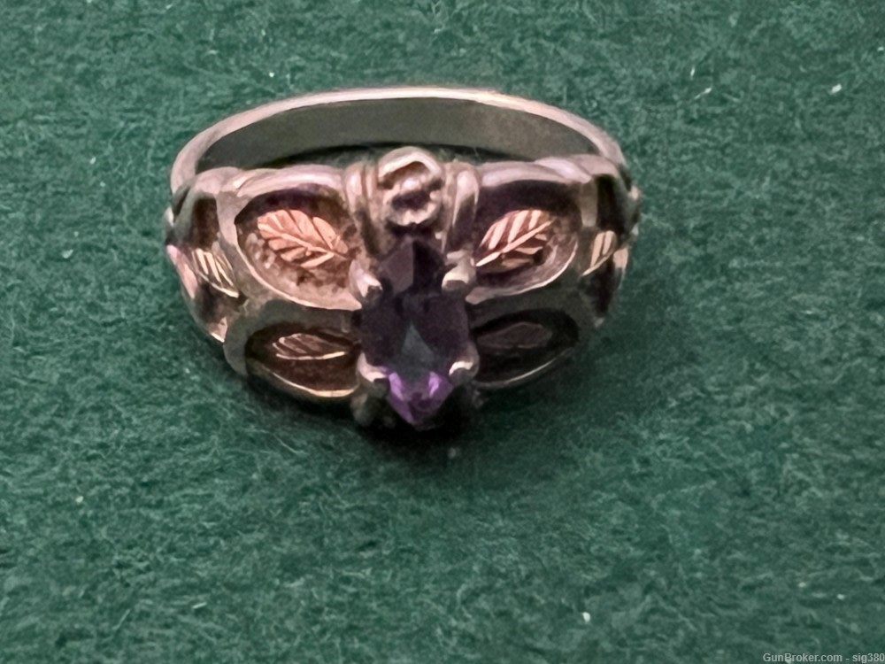 VINTAGE 14K GOLD AND STERLING SILVER AMETHYST RING, SIZE 7-img-0