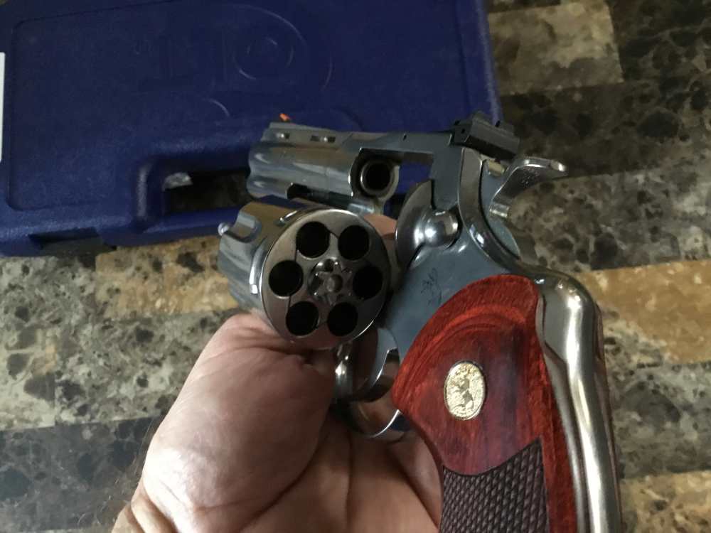Colt Python 4” Polished Stainless .357-img-3