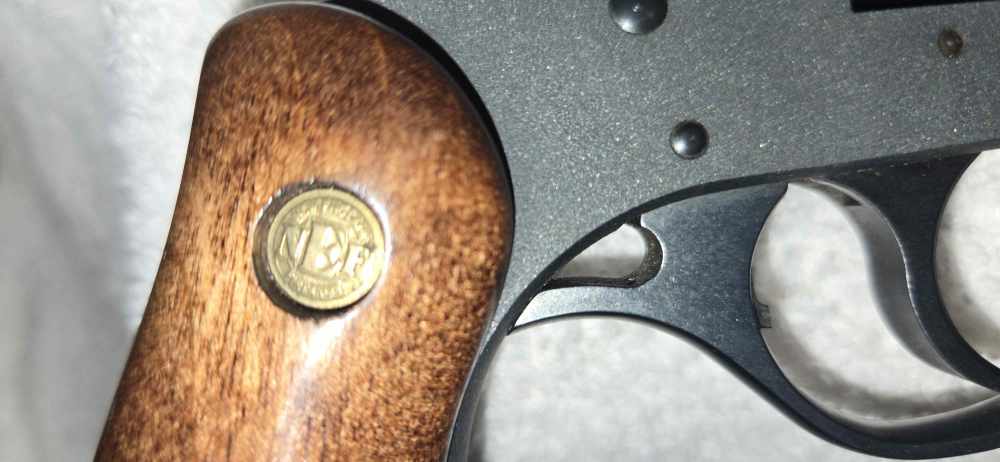 NEF Model R92 Ultra- 9 Shot .22 LR Revolver with Scope-img-23
