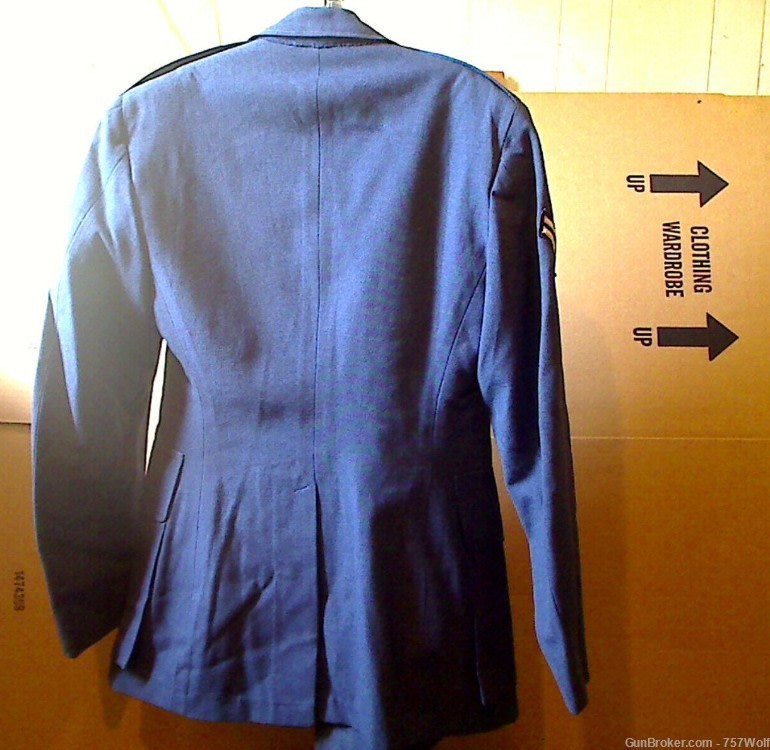 Vintage USAF US Air Force Blue Dress Jacket 37R Airman First Class Cut Edge-img-1