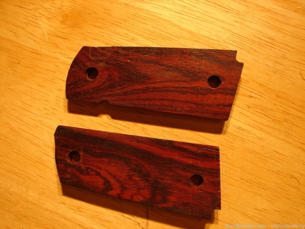 1911 OFFICERS MODEL GRIPS FANCY WALNUT DIAMOND PATERN-img-3