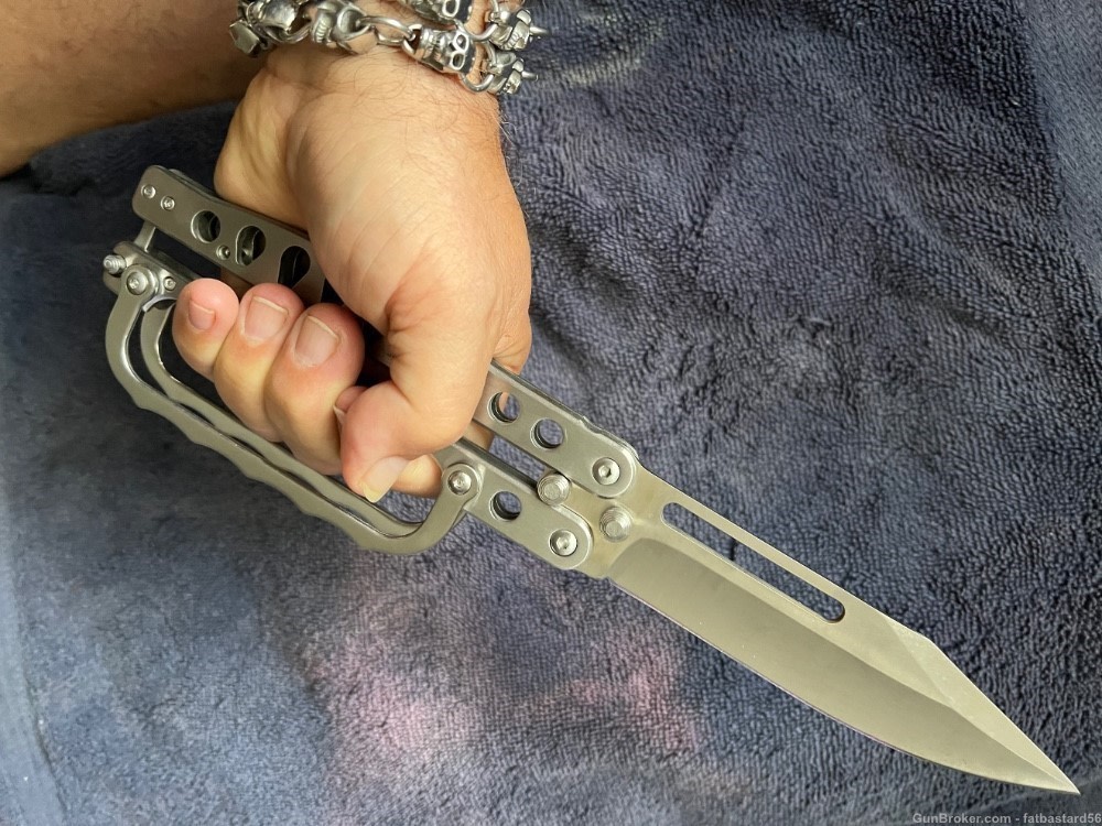 Knuckle Duster Butterfly -img-2