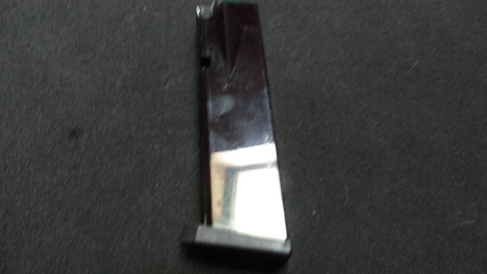 bersa thunder factory magazine.  9mm, 17 rounds.  -img-2
