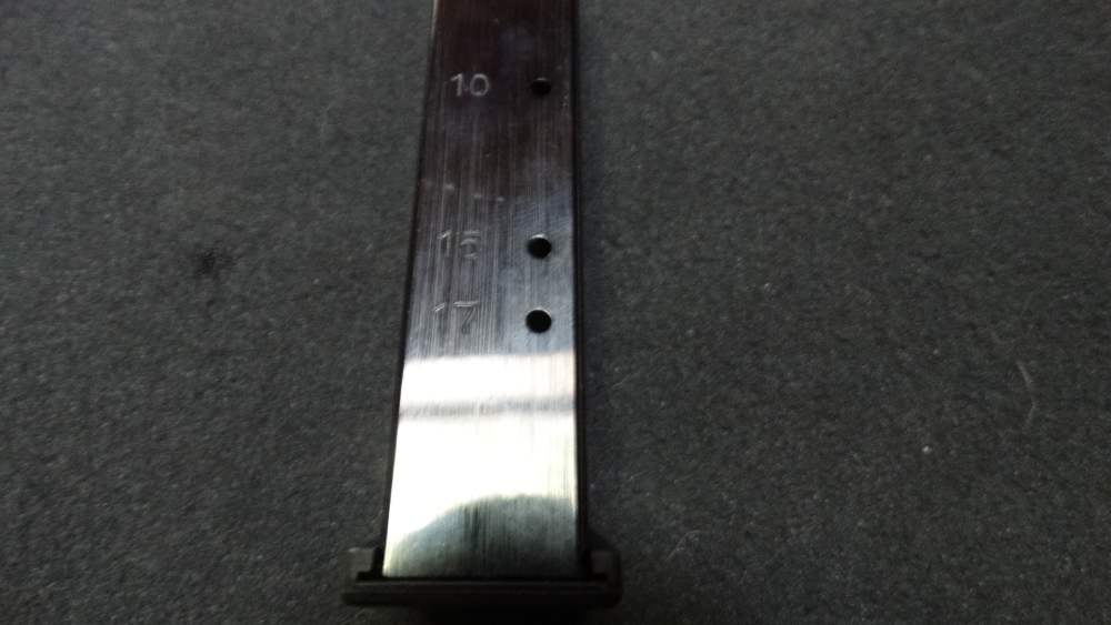 bersa thunder factory magazine.  9mm, 17 rounds.  -img-1