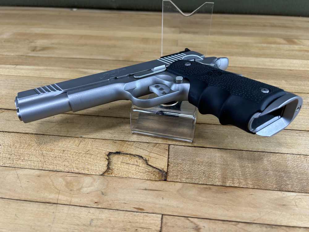 Kimber Stainless Target II 1911 Pistol .45 ACP Semi Auto Two Mags VGC Hogue-img-18