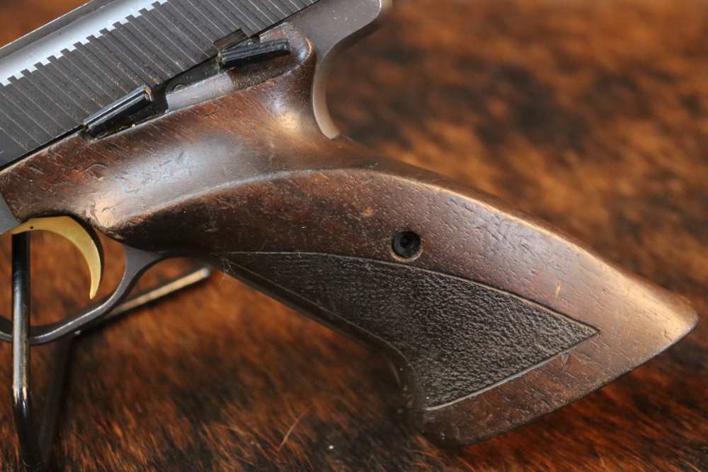 Browning International Medalist .22 LR Semi Auto Pistol-img-3