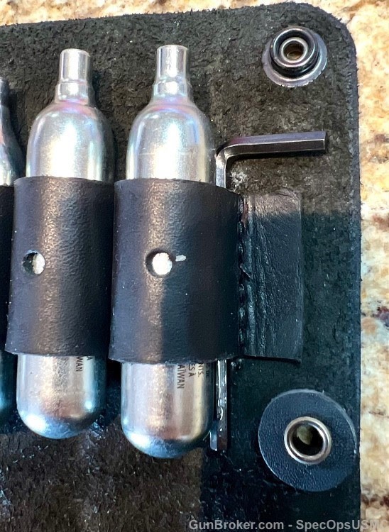 5 Cartridge CO2 Carrier-img-6