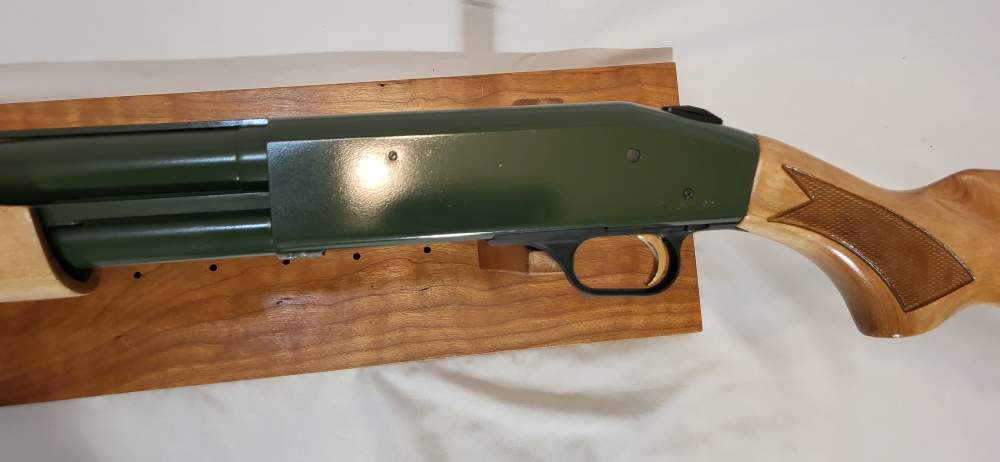 Beautiful refurbished Mossberg 535  12ga   3 1/2" multi-choke!-img-2