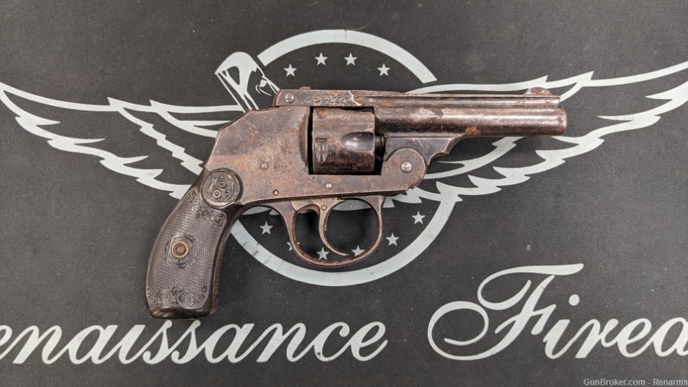 Iver Johnson 5 shot revolver chambered in 32-img-1
