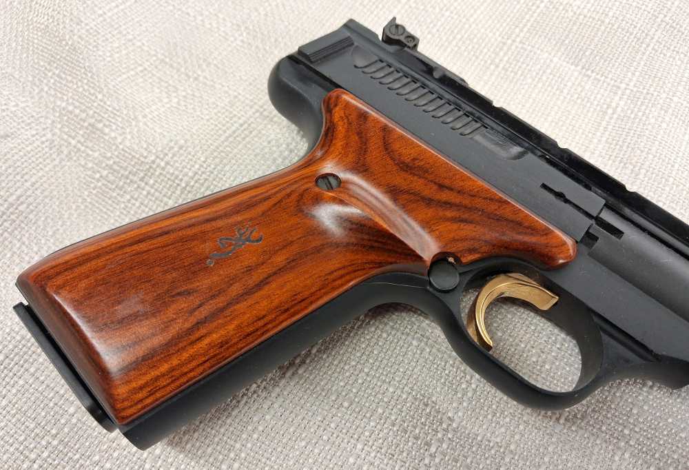 Browning Buck Mark Field Target Bull Barrel 5.5" .22lr 10+1 Cocobolo Grips-img-5
