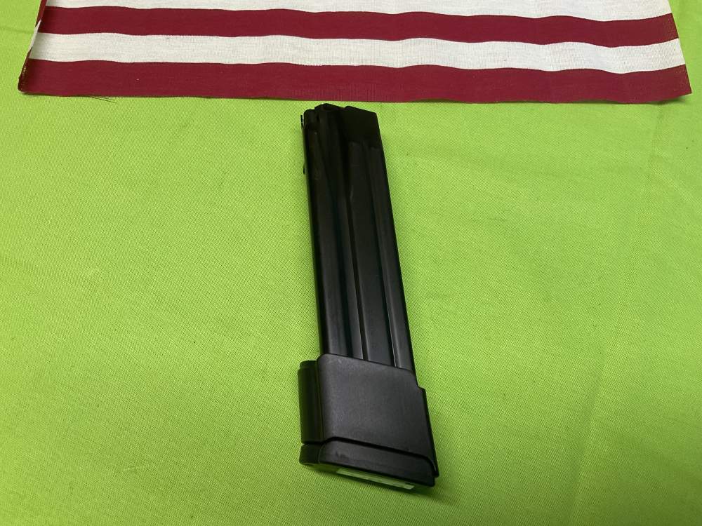 HK Magazine - VP9 or P30 - 20 Round - 9mm mag - New -img-3