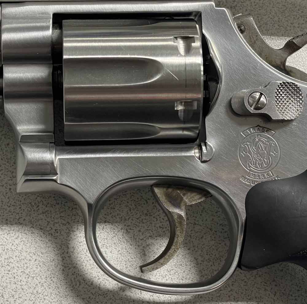 Smith & Wesson 686-4 .357 Magnum, 6 rds. 6" Barrel w/ Swift No.663s Scope-img-13