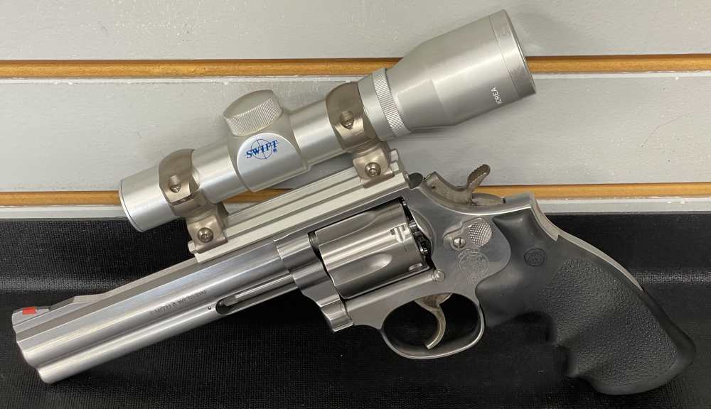 Smith & Wesson 686-4 .357 Magnum, 6 rds. 6" Barrel w/ Swift No.663s Scope-img-0