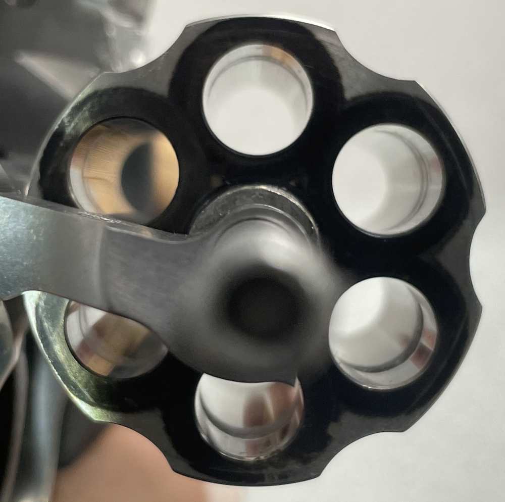 Smith & Wesson 686-4 .357 Magnum, 6 rds. 6" Barrel w/ Swift No.663s Scope-img-42