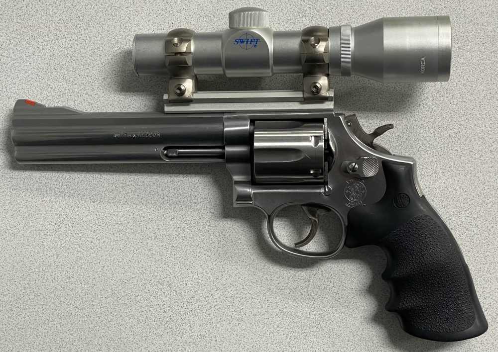 Smith & Wesson 686-4 .357 Magnum, 6 rds. 6" Barrel w/ Swift No.663s Scope-img-2