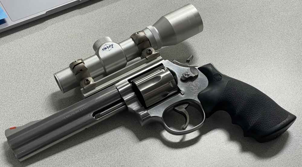 Smith & Wesson 686-4 .357 Magnum, 6 rds. 6" Barrel w/ Swift No.663s Scope-img-5