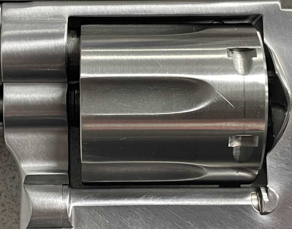 Smith & Wesson 686-4 .357 Magnum, 6 rds. 6" Barrel w/ Swift No.663s Scope-img-26