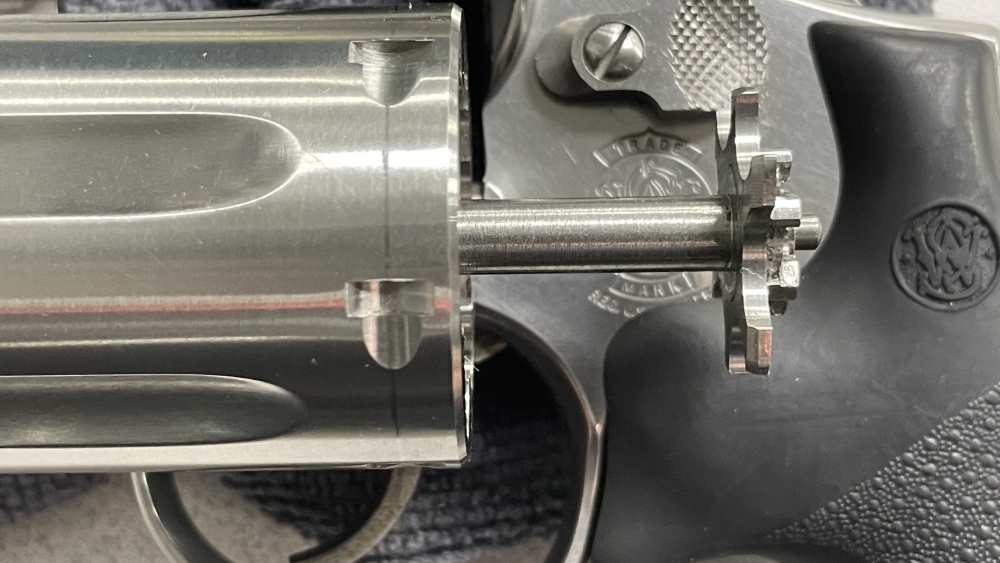 Smith & Wesson 686-4 .357 Magnum, 6 rds. 6" Barrel w/ Swift No.663s Scope-img-45
