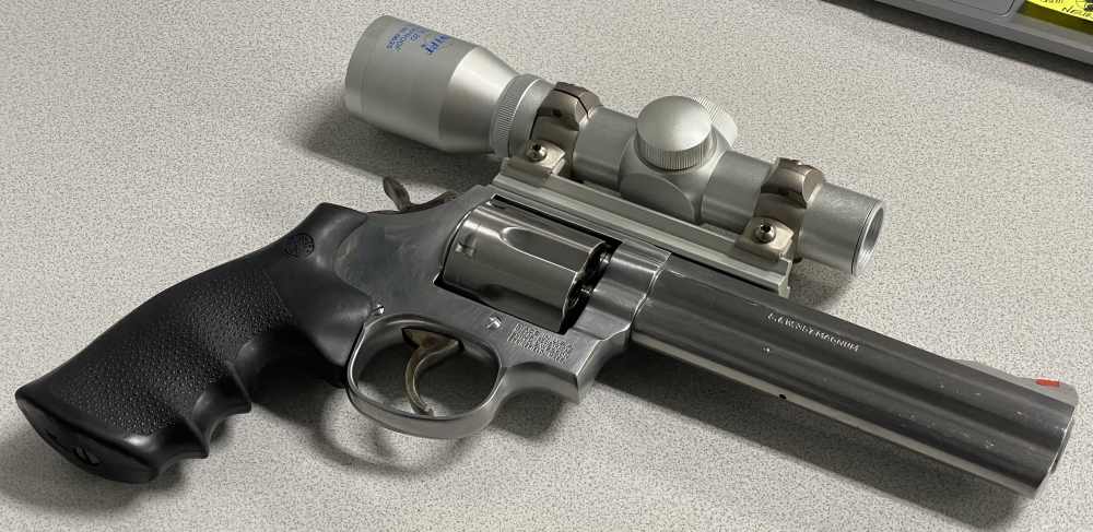 Smith & Wesson 686-4 .357 Magnum, 6 rds. 6" Barrel w/ Swift No.663s Scope-img-6
