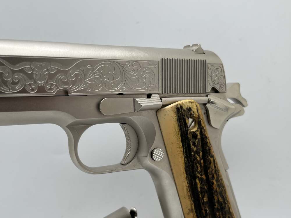 NIB.  Satin nickel Colt 45 cattle brand  1911-img-1