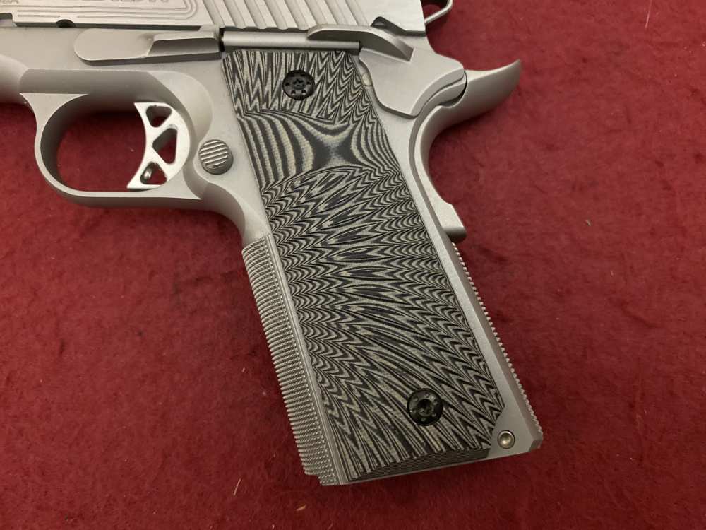 New Diamondback DB1911 Limited Edition 1911 .45 ACP, pelican case, 3 mags -img-9