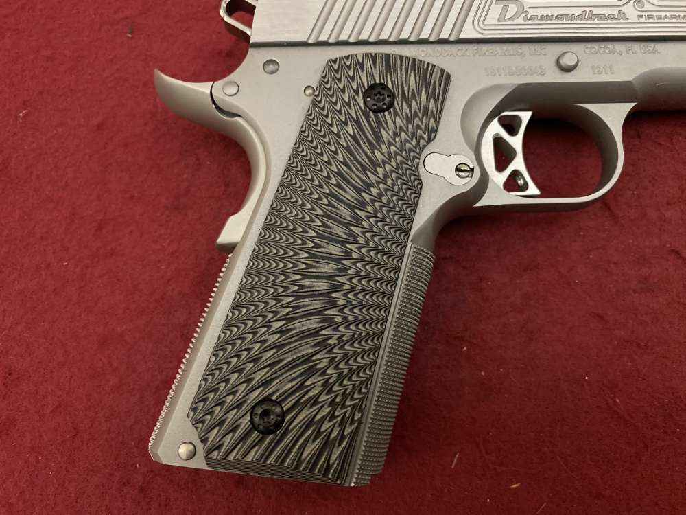 New Diamondback DB1911 Limited Edition 1911 .45 ACP, pelican case, 3 mags -img-5