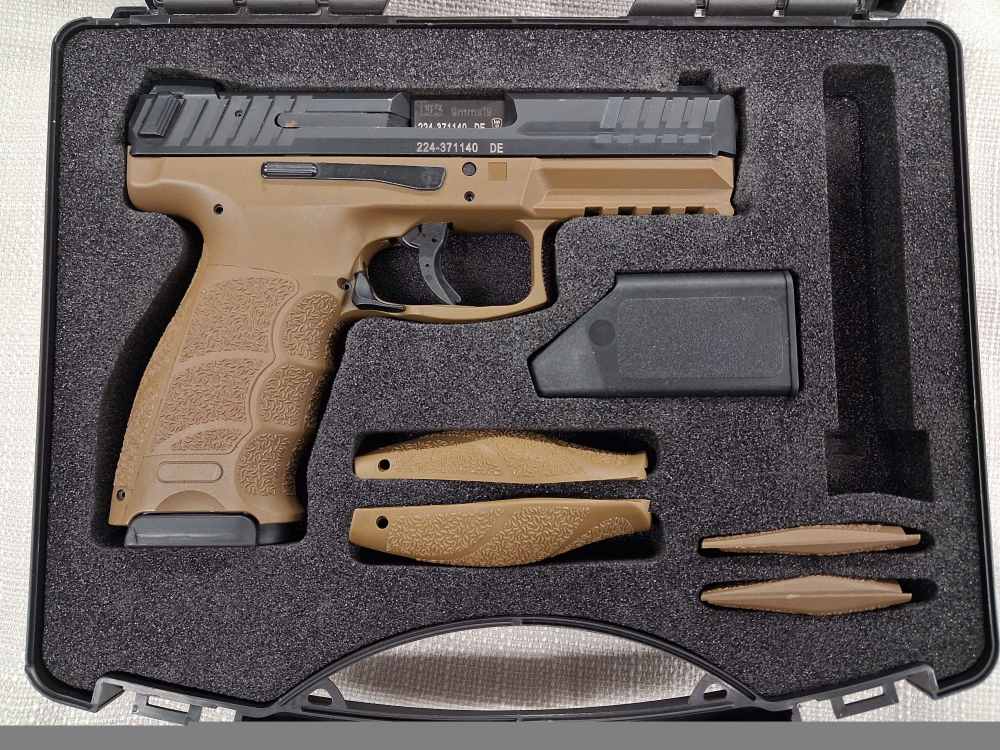 Heckler & Koch HK VP9 FDE 4.1" 9mm 17+1 w Case, 1 Mag-img-0