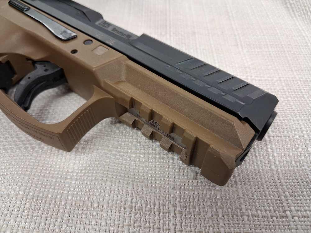 Heckler & Koch HK VP9 FDE 4.1" 9mm 17+1 w Case, 1 Mag-img-4
