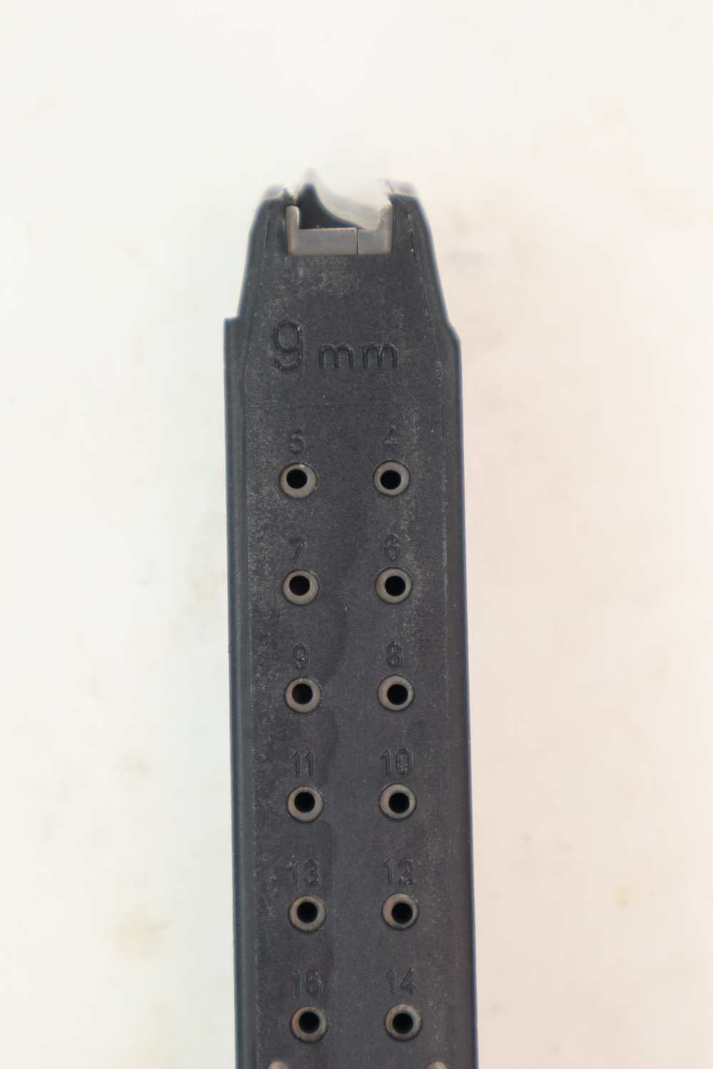 Rare Very Nice Pre-Ban Square Notch Glock 17 9mm 17 Round Magazine-img-1