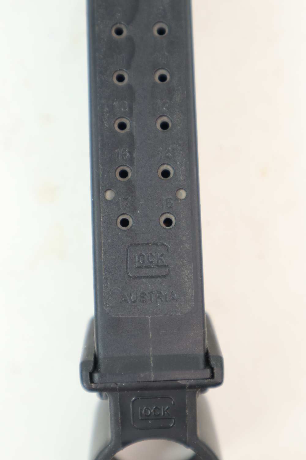 Rare Very Nice Pre-Ban Square Notch Glock 17 9mm 17 Round Magazine-img-2