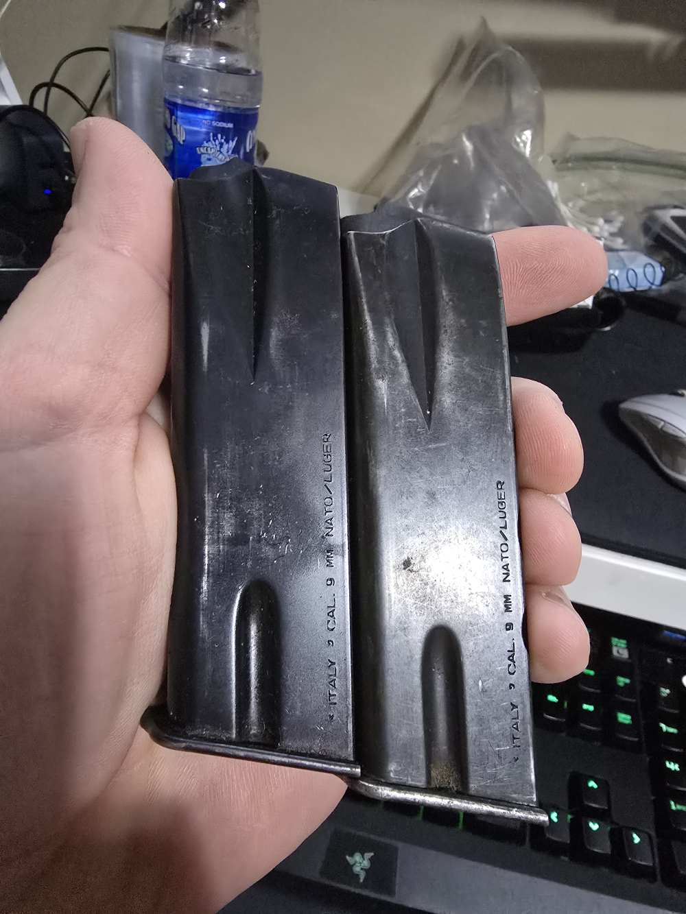 2x ITALIAN BROWNING HI POWER PISTOL MAGAZINE-EXCELLENT-9MM LUGER-img-0