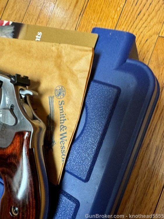 SMITH AND WESSON MODEL 60, .357/.38 WITH 5 INCH BARREL, EXCELLENT-img-5