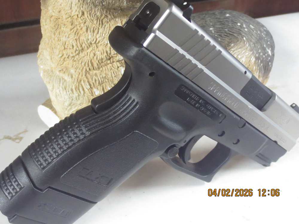 Springfield Armory XD9 Sub-Compact Semi-Auto Pistol 9mm Luger-img-6
