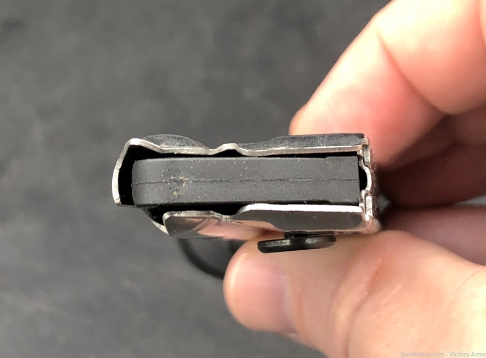 Smith & Wesson M&P 22 Full Size .22LR 12 Round Magazine 507.600-img-7