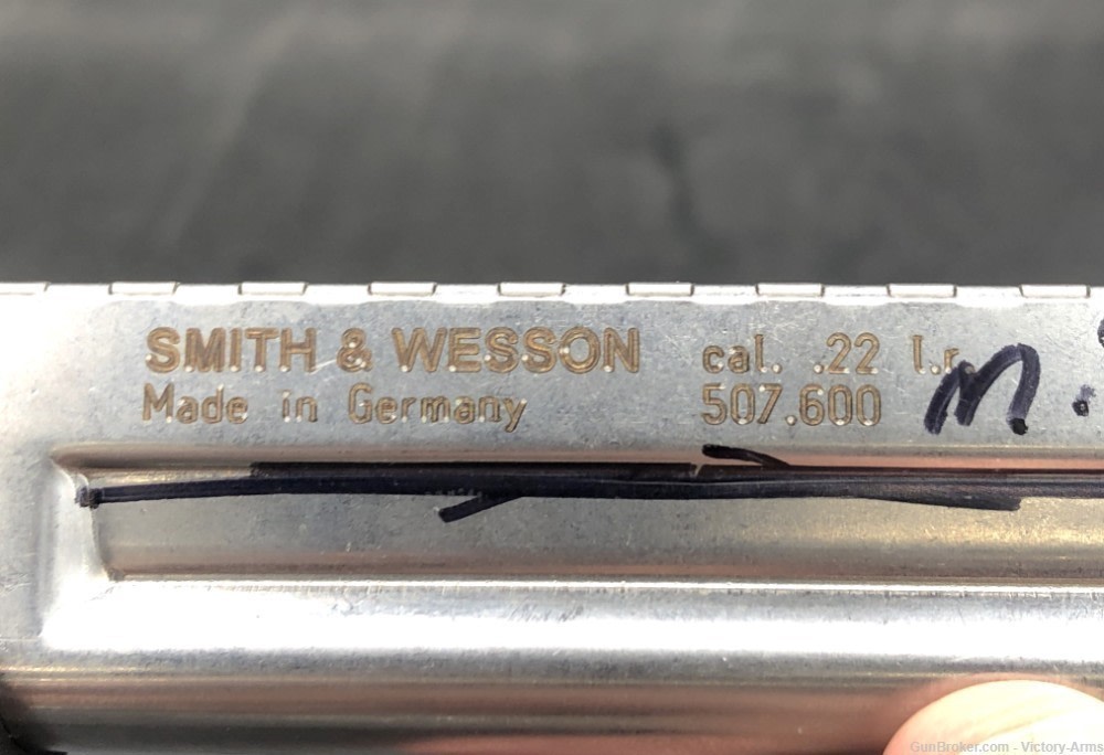 Smith & Wesson M&P 22 Full Size .22LR 12 Round Magazine 507.600-img-5