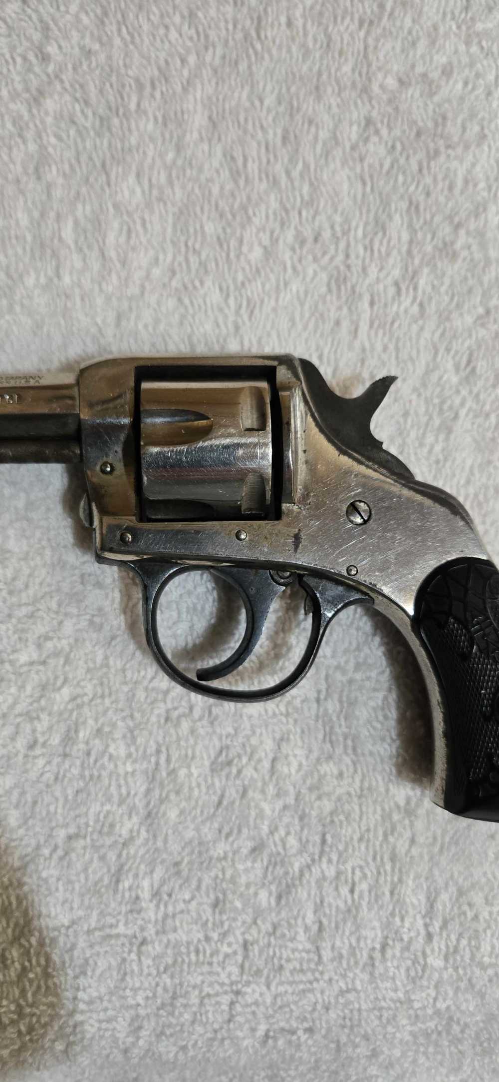 H&R YOUNG AMERICAN .32 SW-img-13