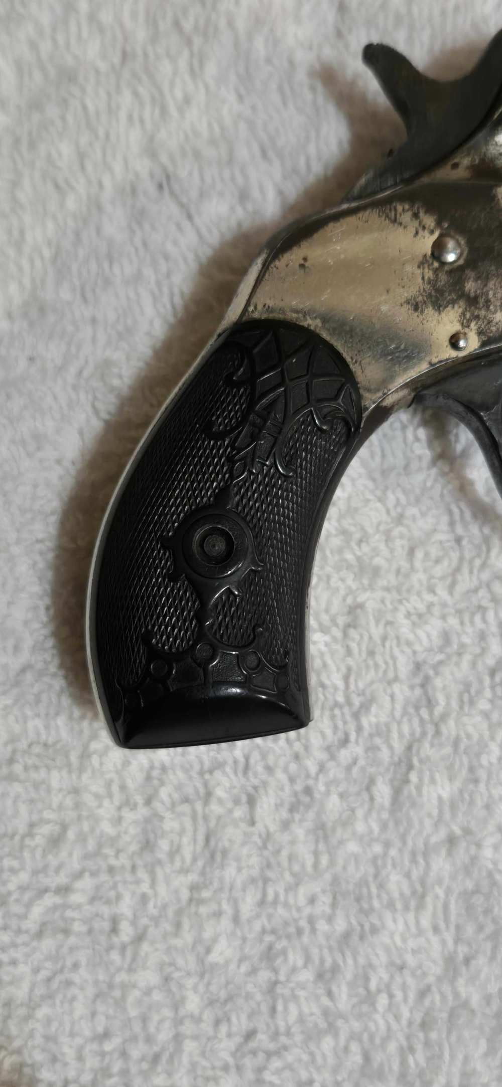 H&R YOUNG AMERICAN .32 SW-img-9