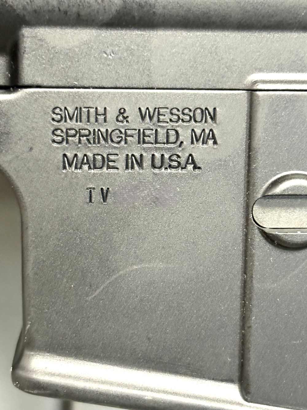 Smith and Wesson MP15 5.56 NATO-img-2