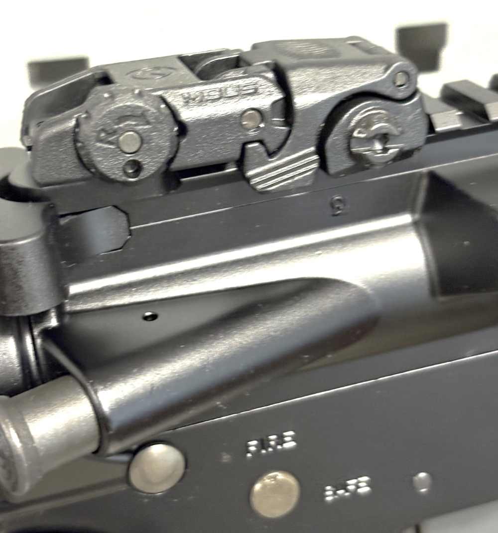 Smith and Wesson MP15 5.56 NATO-img-5