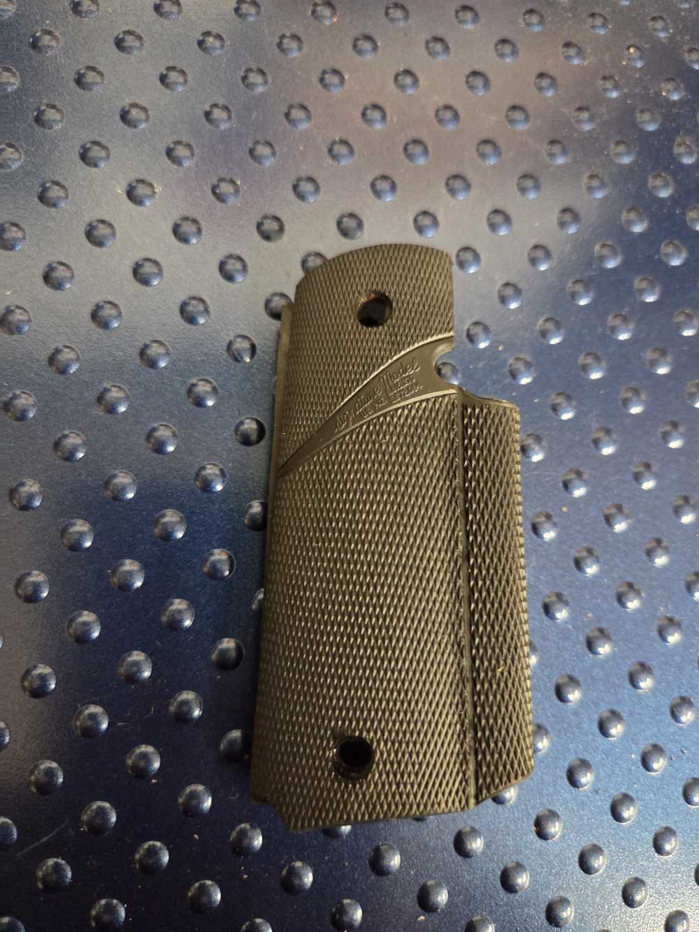 Pachmyer Wrap-around 1911 Grips Signature Model-img-1