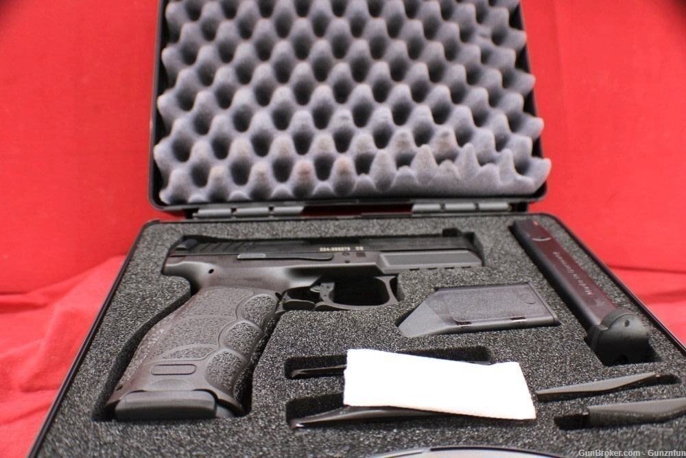 (25877)NIB H&K VP9 9 MM 4.09" barrel-img-4