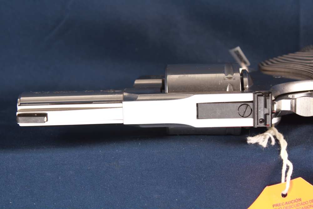 (38447)LNIB looks to be UNFIRED Colt Python 357 MAG 3" barrel -img-10