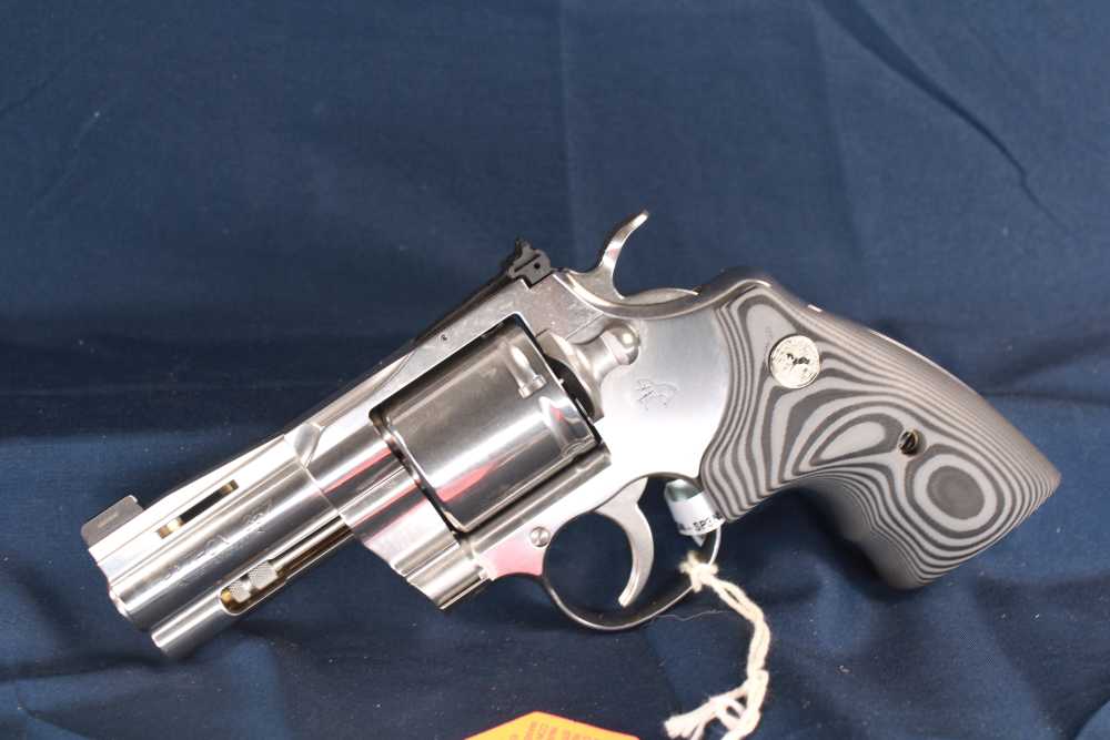 (38447)LNIB looks to be UNFIRED Colt Python 357 MAG 3" barrel -img-3