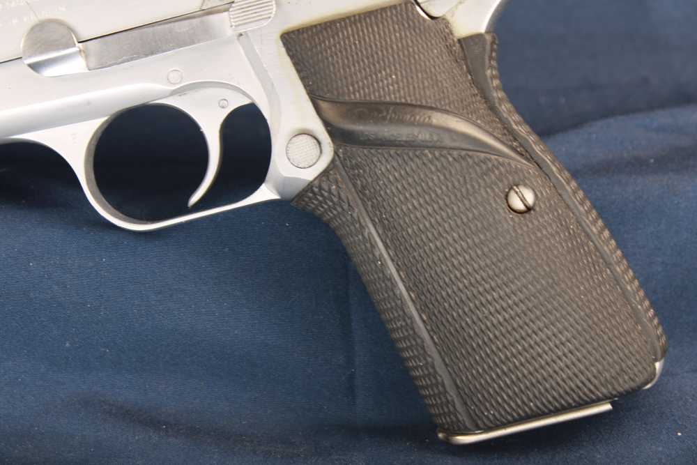 (42763)USED 1976 Browning Hi-Power 9 MM 4.5" barrel W/ (3) Magazines -img-5